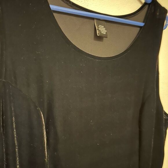 Velvet black dress size 22w / 24w no brand, small slit - Picture 3 of 7
